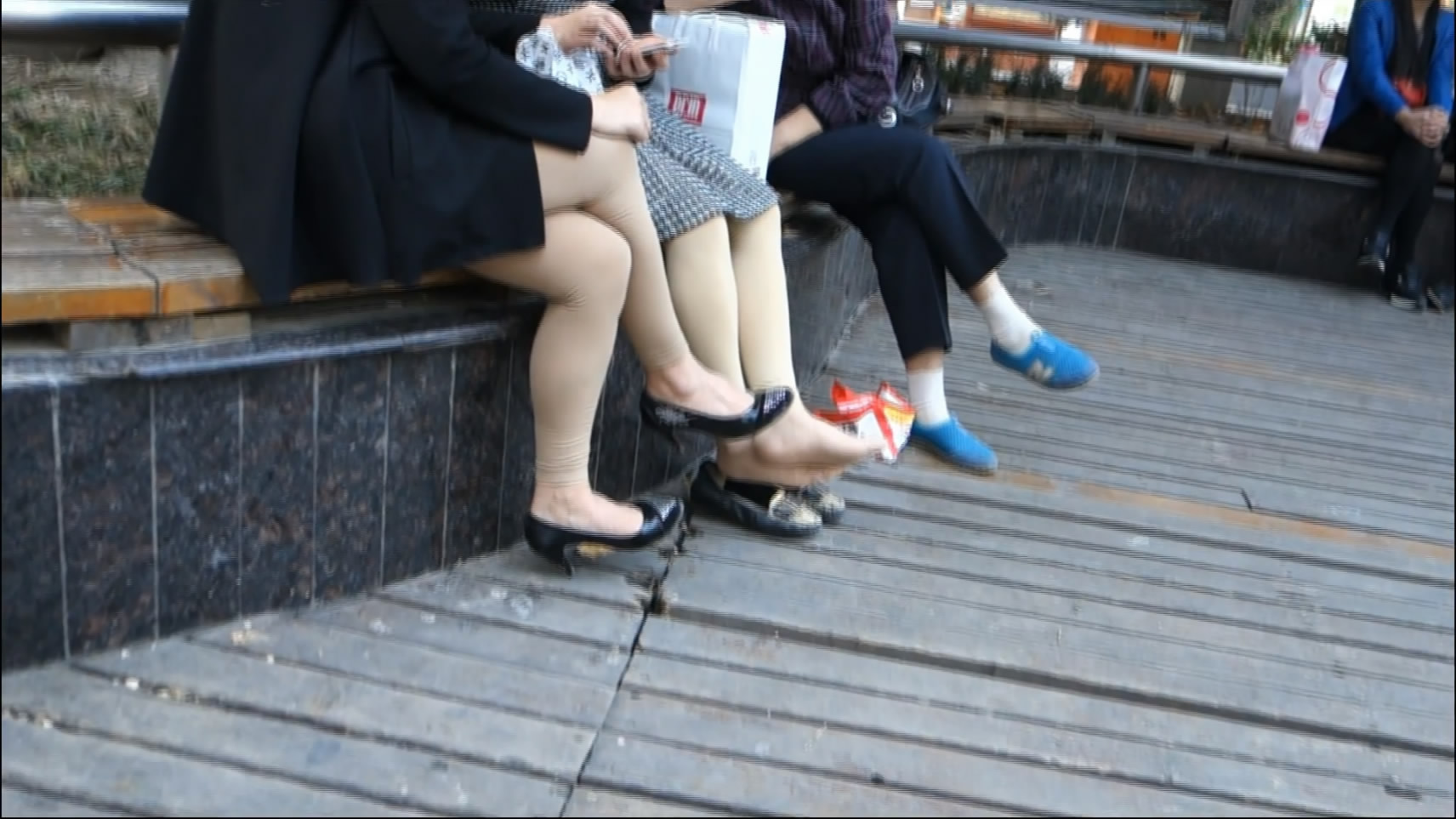 streetsnapnylon[00 02 36][20181203 223522 7]